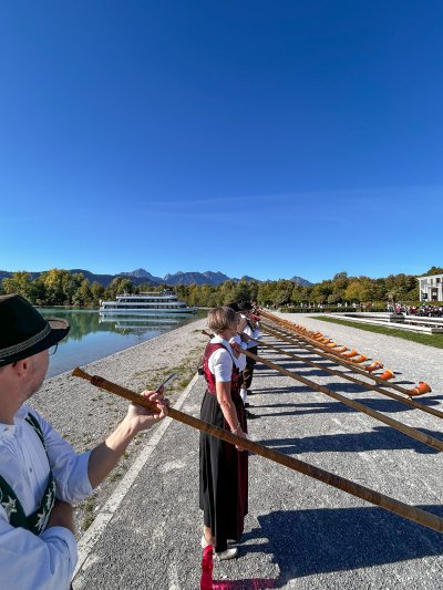 SK_Alphorn_Festspielhaus-7.jpg